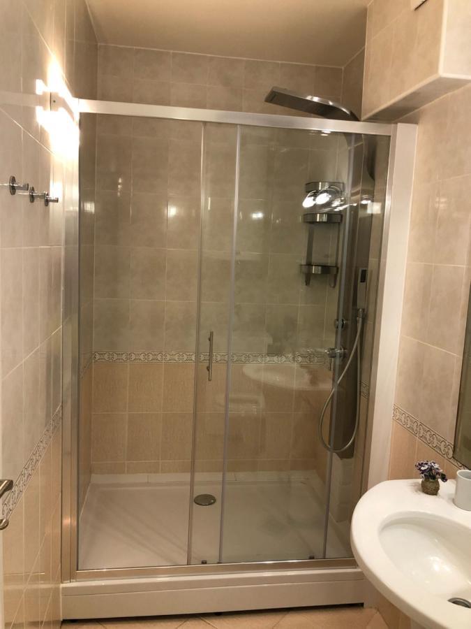Apartment Stefan สเวติ สเตฟาน ภายนอก รูปภาพ