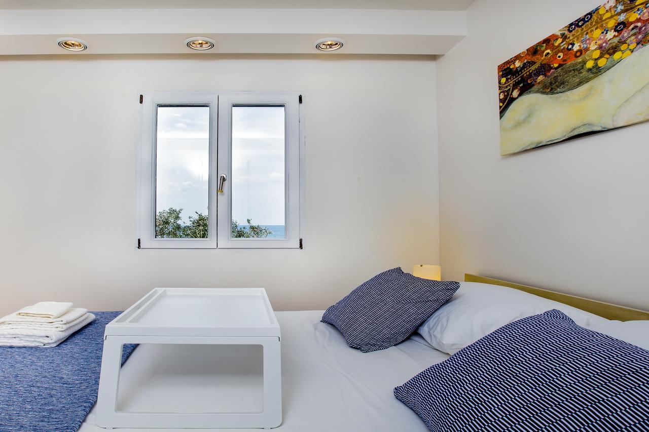 Apartment Stefan สเวติ สเตฟาน ภายนอก รูปภาพ