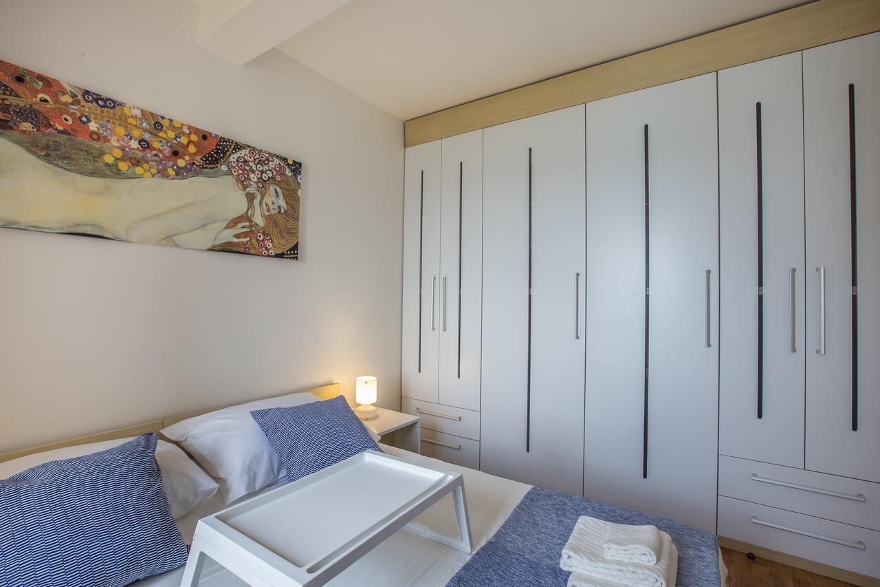 Apartment Stefan สเวติ สเตฟาน ภายนอก รูปภาพ